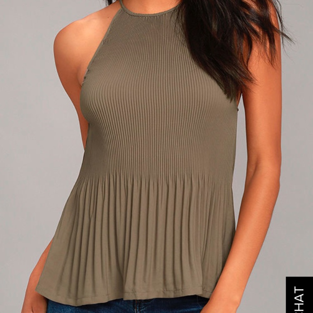 Pleated Lulus taupe tank top, S